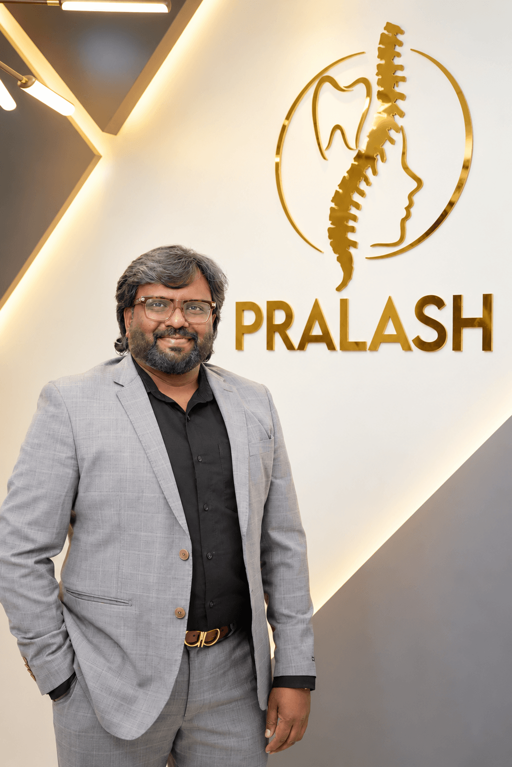 Prof. Dr. Lalith V Anand, Periodontist and Implantologist at PRALASH Dentique, HRBR Layout Bangalore
