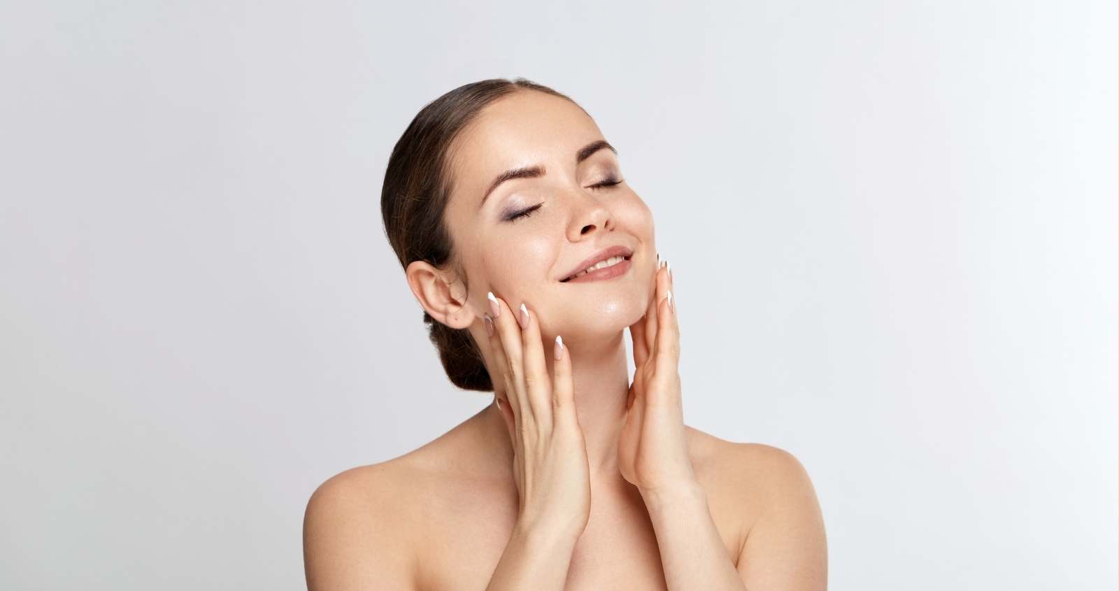 Skin brightening treatment at PRALASH HRBR Layout Bangalore